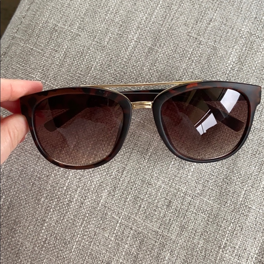 Sun glasses